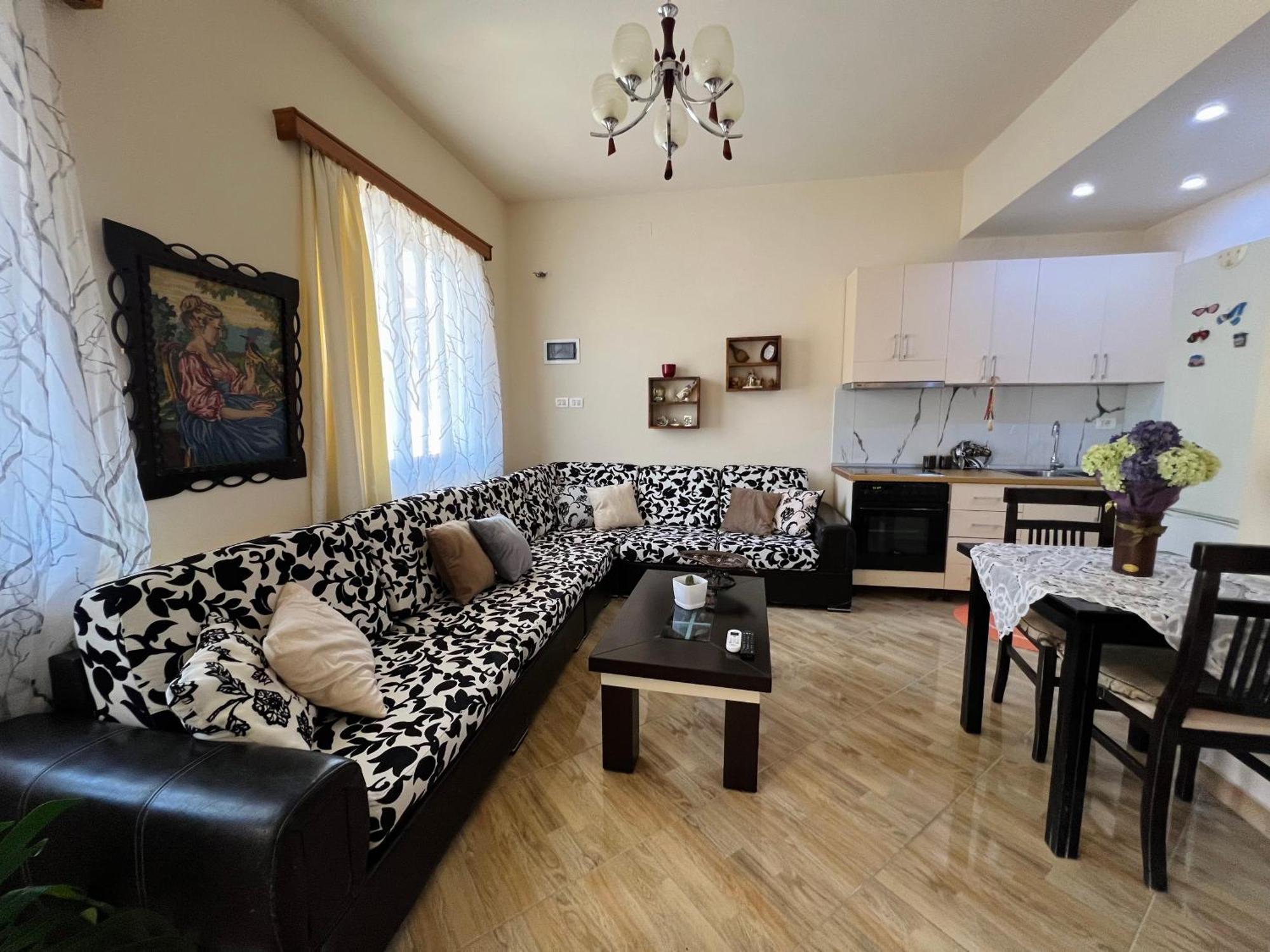 Villa Ensalv Berat - Apartment - Room - Penthouse Eksteriør bilde