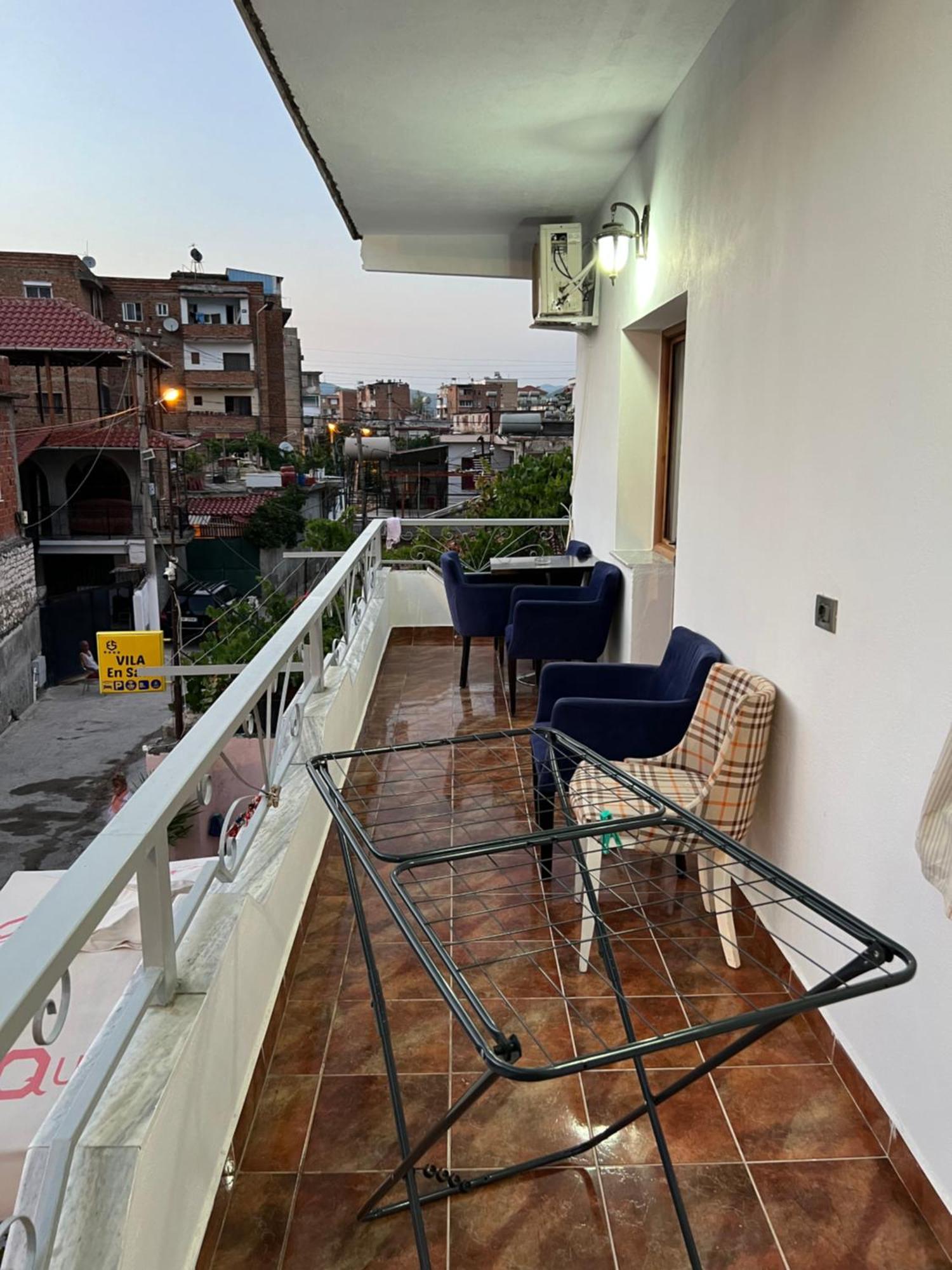 Villa Ensalv Berat - Apartment - Room - Penthouse Rom bilde